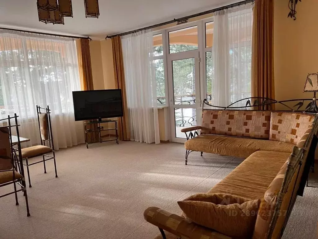 3-к кв. Крым, Ялта муниципальный округ, Восход пгт ул. Горная, 21 ... - Фото 1