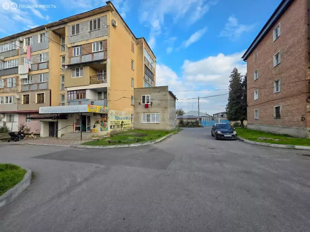 3-комнатная квартира: Нарткала, улица Бозиева, 4А (97 м) - Фото 2