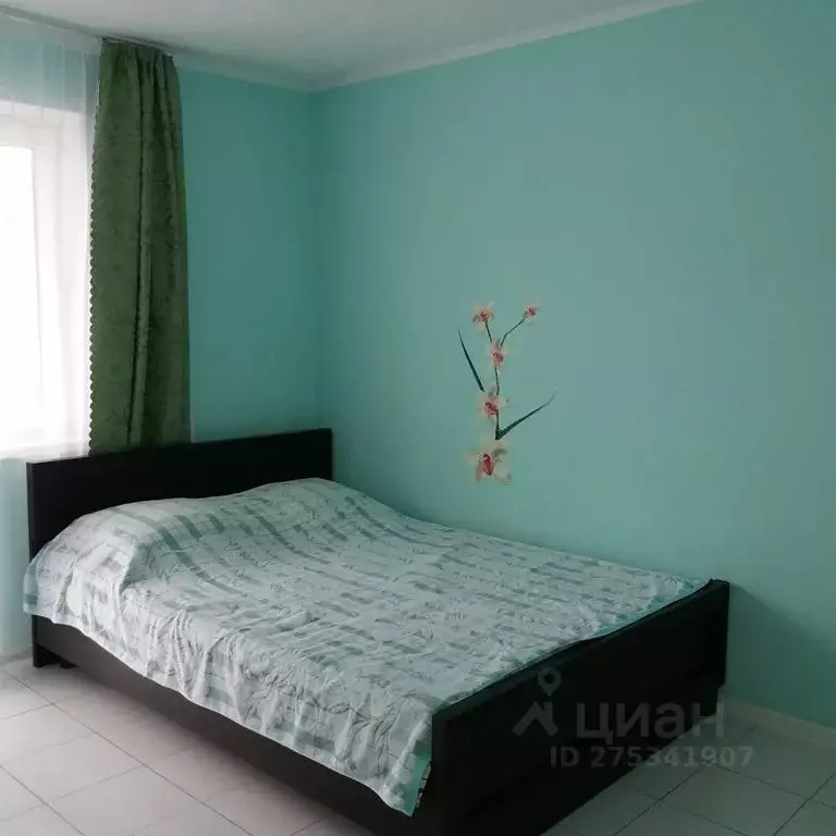 Комната Крым, Феодосия пер. 3-го Интернационала, 6/2 - Фото 1