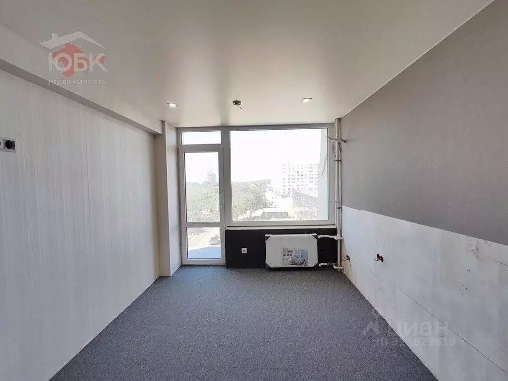 Свободной планировки кв. Крым, Евпатория просп. Ленина, 64 (16.4 м) - Фото 2