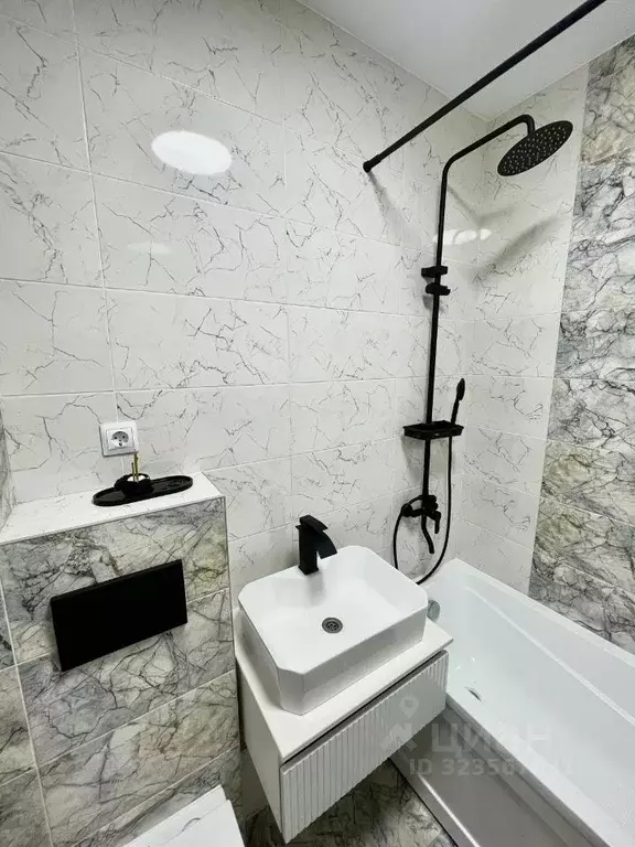 1-к кв. Иркутская область, Иркутск ул. Ивана Доронина, 9/2 (34.0 м) - Фото 0