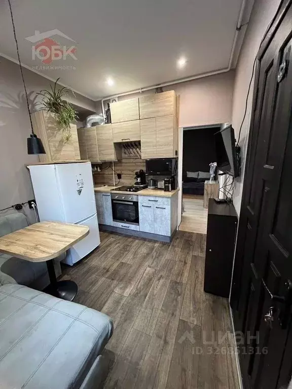 2-к кв. Крым, Евпатория пер. Коленный, 6 (32.6 м) - Фото 1