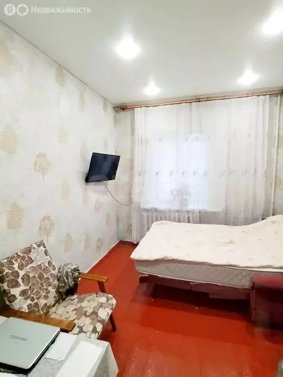 3-комнатная квартира: Брянск, Коммунистическая улица, 13 (56.2 м) - Фото 0
