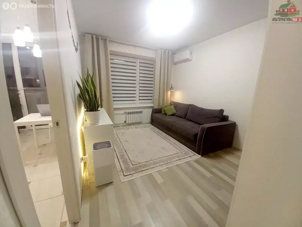 1-комнатная квартира: Волгоград, улица Солнечникова, 19 (34.2 м) - Фото 1