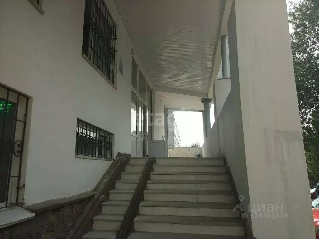 Офис в Башкортостан, Уфа Революционная ул., 78 (470 м) - Фото 1