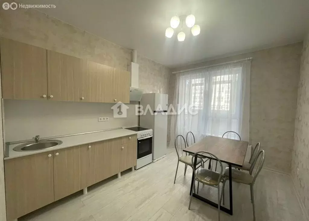 3-комнатная квартира: Цемдолина, Солнечная улица, 2 (108.3 м) - Фото 1