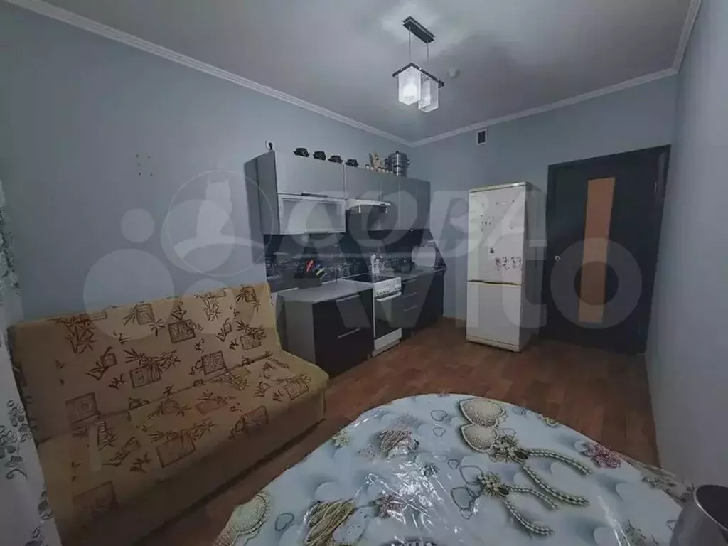 1-к. квартира, 45 м, 2/10 эт. - Фото 1