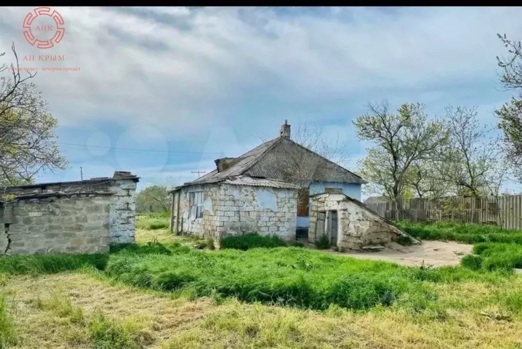 Дом в Крым, Ленинский район, Багеровское с/пос, с. Ивановка ул. ... - Фото 1