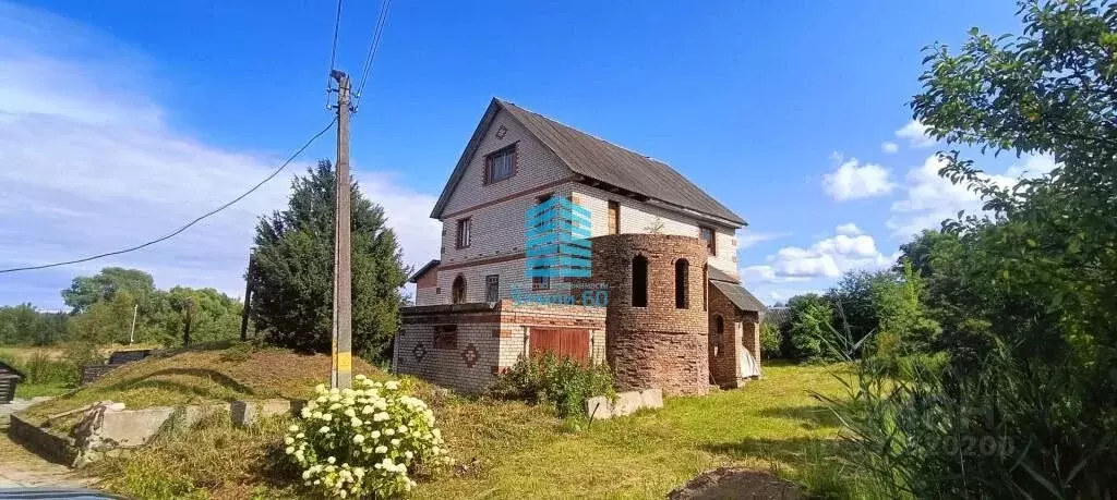 Дом в Псковская область, Великолукский муниципальный округ, д. ... - Фото 1