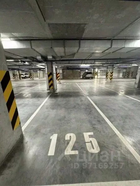 Гараж в Свердловская область, Екатеринбург ул. Азина, 31 (14 м) - Фото 1