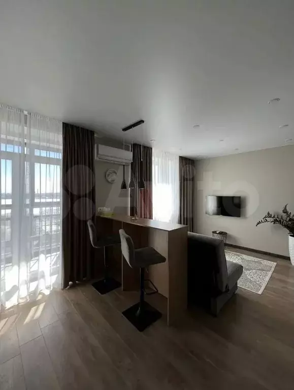 Квартира-студия, 39 м, 15/17 эт. - Фото 1