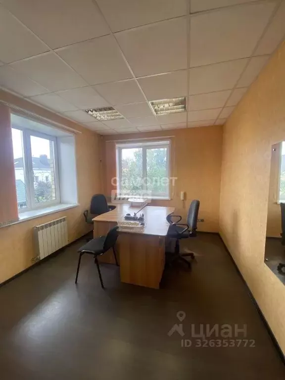 Офис в Брянская область, Брянск Бежицкая ул., 201 (80 м) - Фото 1