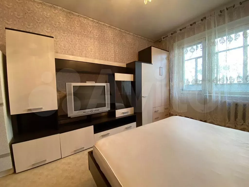 1-к. квартира, 38 м, 4/10 эт. - Фото 1
