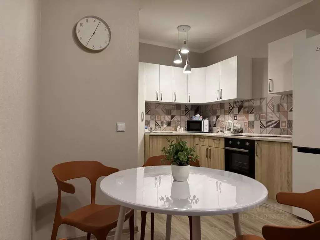 2-к кв. Пермский край, Пермь ул. Фридриха Энгельса, 27 (56.0 м) - Фото 2