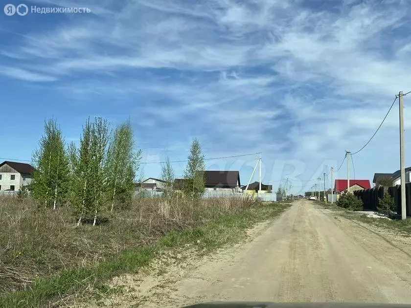 Участок в Тюменский район, деревня Якуши, коттеджный посёлок Радужный ... - Фото 0