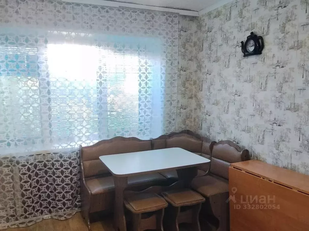 Комната Чувашия, Шумерля ул. Чернова, 17 (32.5 м) - Фото 2