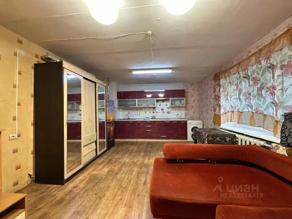 2-к кв. Кировская область, Киров Комсомольская ул., 41б (61.8 м) - Фото 1