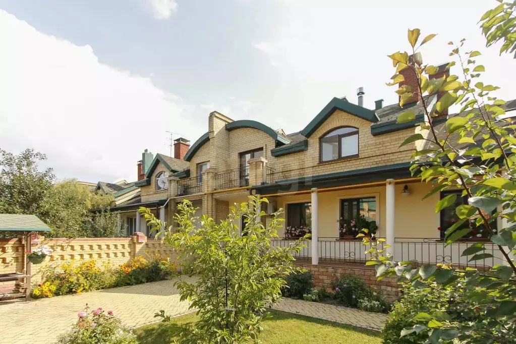 Таунхаус в Тюменская область, Тюмень Барнаульская ул. (176 м) - Фото 1