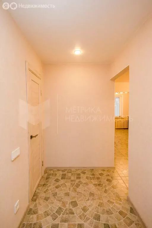 2-комнатная квартира: Тюмень, Севастопольская улица, 7 (52.8 м) - Фото 0