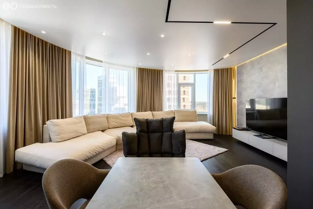 2-комнатная квартира: Екатеринбург, Машинная улица, 1Бк1 (75.9 м) - Фото 1