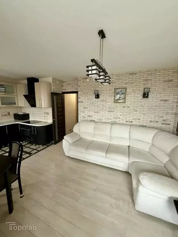 4-к кв. Волгоградская область, Волгоград ул. 64-й Армии, 135а (75.0 м) - Фото 2