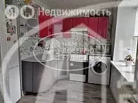 3-комнатная квартира: Лысьва, улица Куйбышева, 9 (60 м) - Фото 0