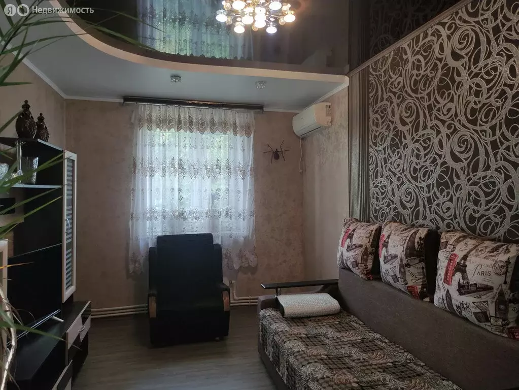 2-комнатная квартира: Шахты, улица Кривошлыкова, 1Б (63 м) - Фото 1