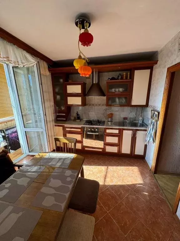 2-к. квартира, 56 м, 4/5 эт. - Фото 0