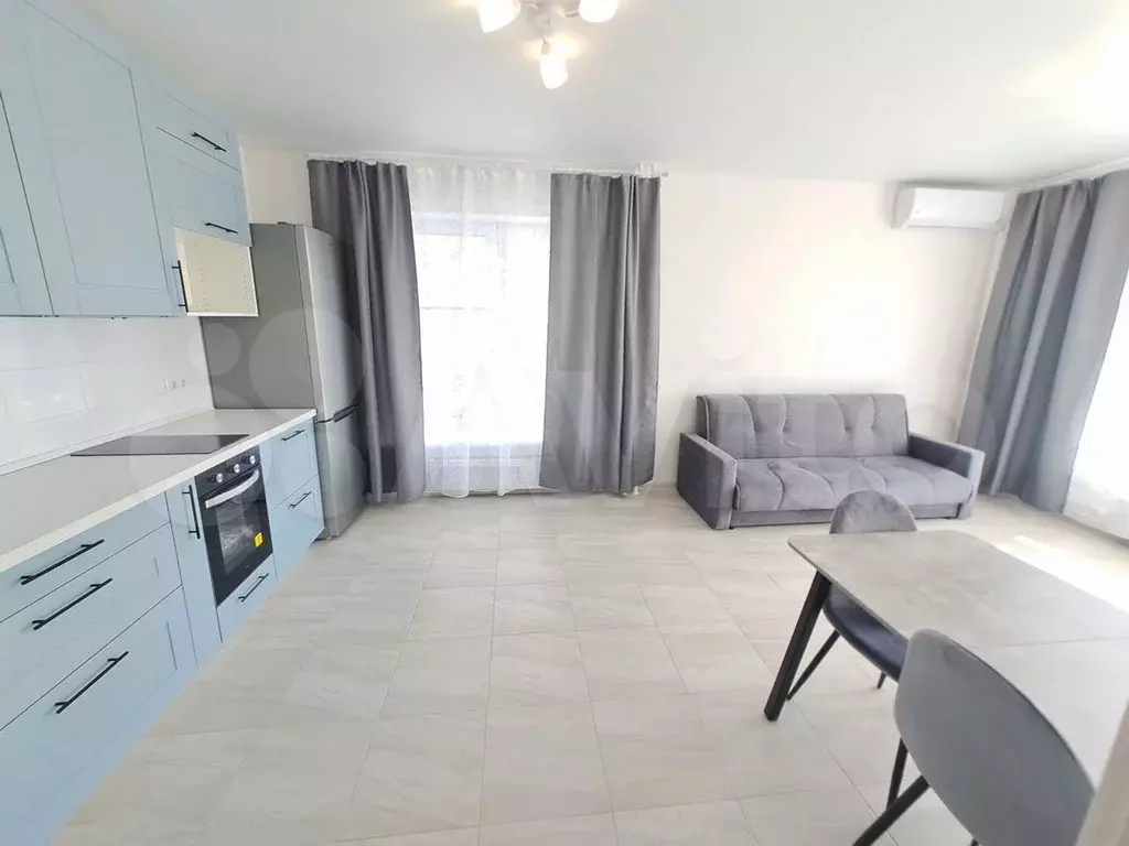 2-к. квартира, 60 м, 4/18 эт. - Фото 1