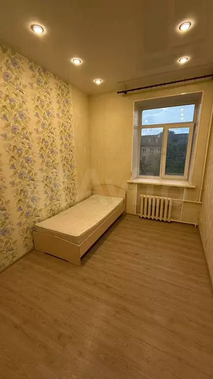 Комната 11 м в 4-к., 4/5 эт. - Фото 0