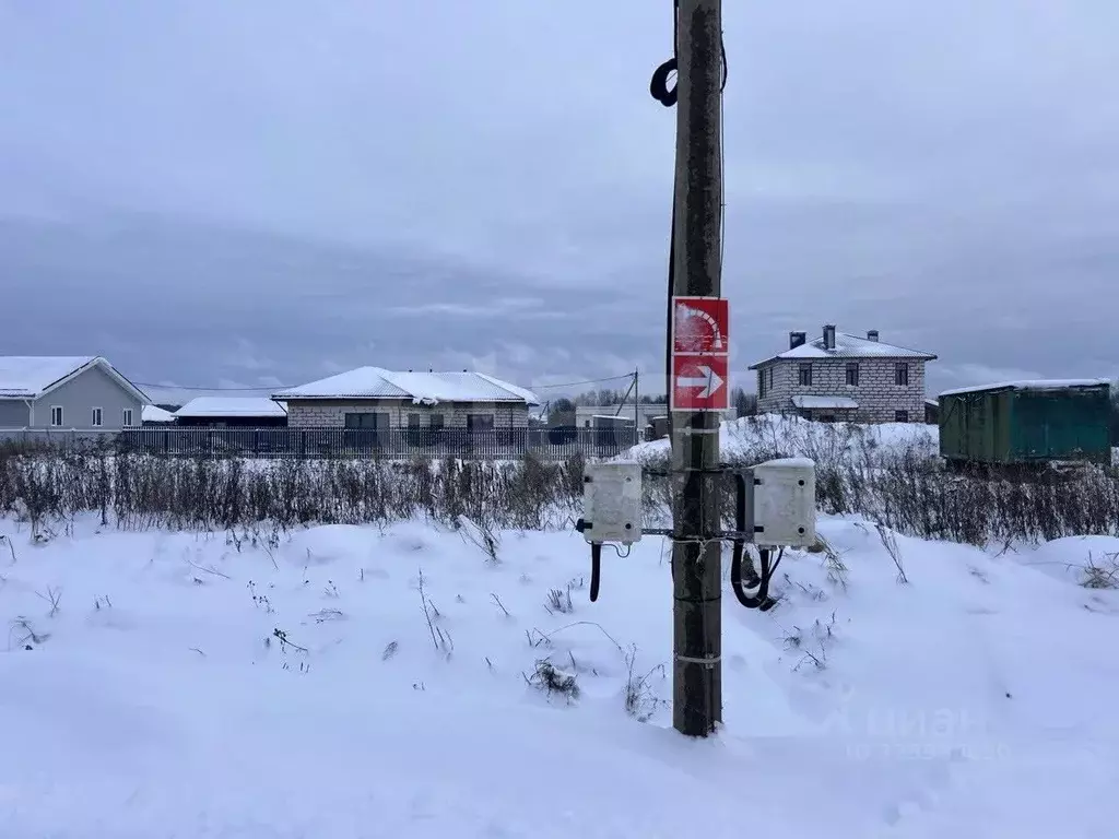 Участок в Ленинградская область, Гатчинский муниципальный округ, д. ... - Фото 1