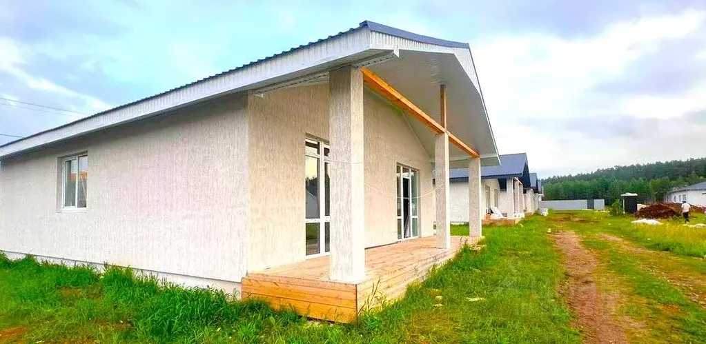 Дом в Свердловская область, Сысертский муниципальный округ, пос. ... - Фото 1