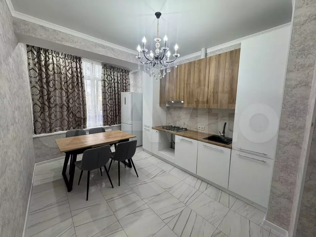 1-к. квартира, 40 м, 6/9 эт. - Фото 0