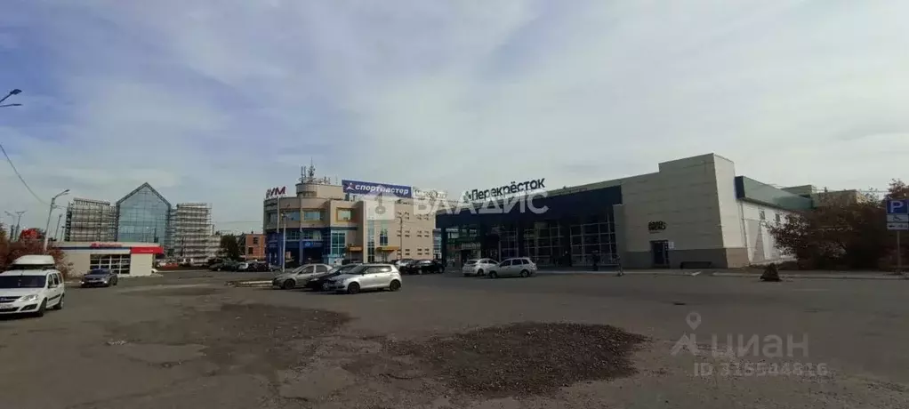 Торговая площадь в Марий Эл, Йошкар-Ола ул. Карла Маркса, 99 (16 м) - Фото 0
