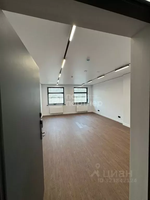 Офис в Санкт-Петербург Херсонский проезд, 6 (29 м) - Фото 1