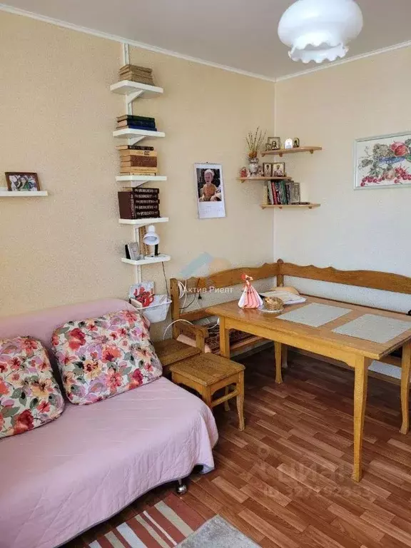 2-к кв. Омская область, Омск ул. 13-я Северная, 169 (42.6 м) - Фото 1