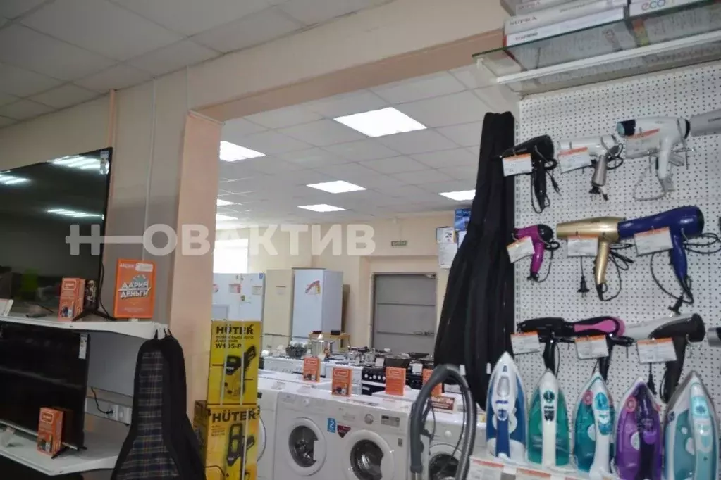 Помещение свободного назначения в Новосибирская область, Чулым ... - Фото 1