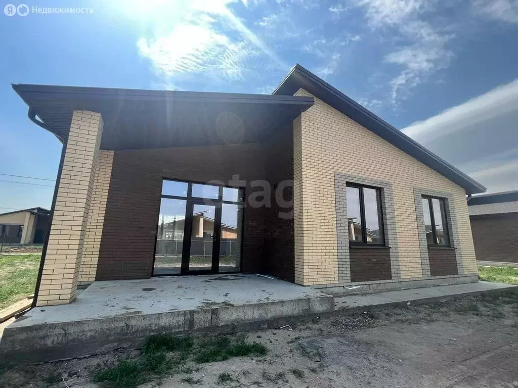 Дом в село Осыпной Бугор, Клубная улица (115 м) - Фото 0