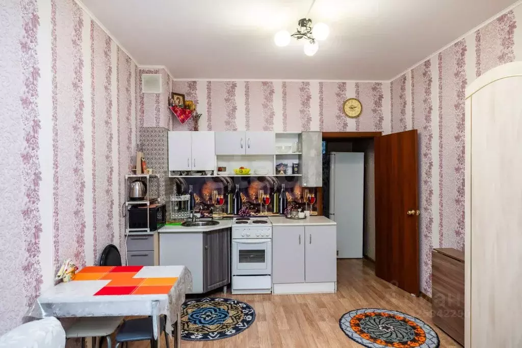 Студия Ханты-Мансийский АО, Сургутский район, пос. Солнечный ул. ... - Фото 1