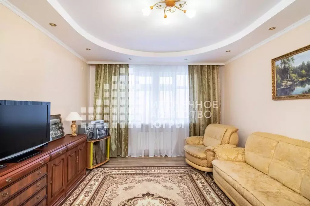 2-к кв. Ханты-Мансийский АО, Ханты-Мансийск ул. Энгельса, 3 (66.1 м) - Фото 1