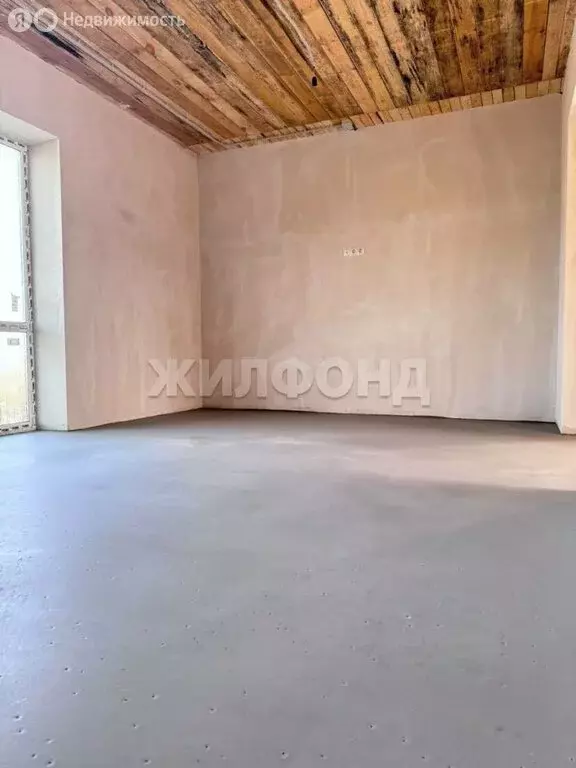 Дом в Республика Хакасия, рабочий посёлок Усть-Абакан, улица Тургенева ... - Фото 1