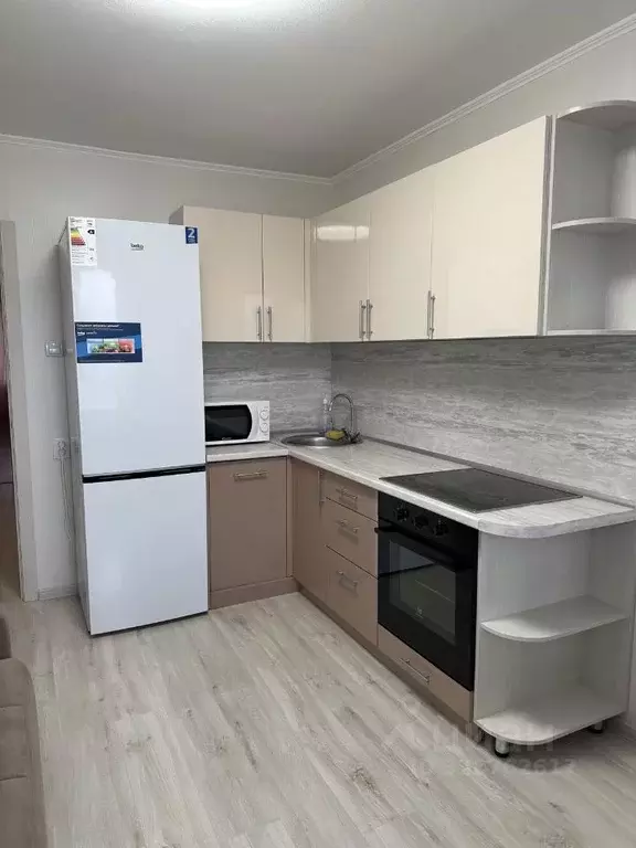 2-к кв. Томская область, Томск Учебная ул., 8 (63.5 м) - Фото 2