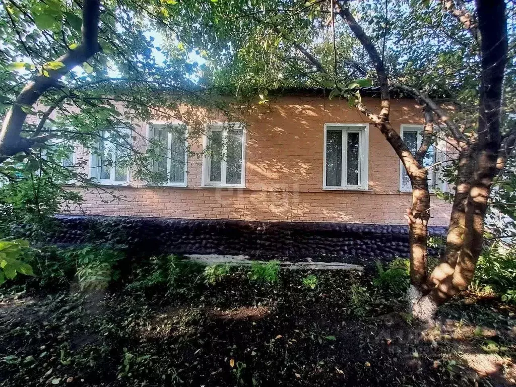 4-к кв. Белгородская область, Валуйки ул. Демьяна Бедного, 10 (99.8 м) - Фото 1