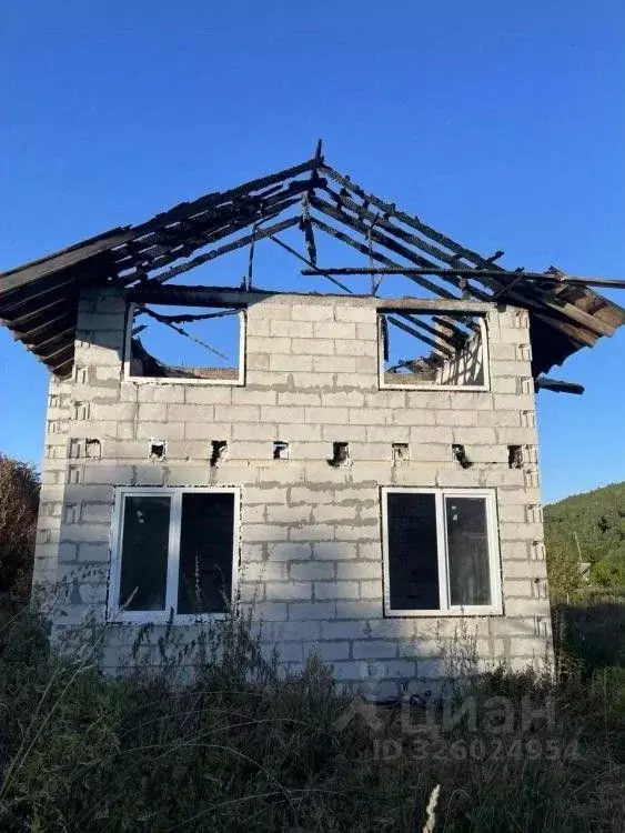 Участок в Хакасия, Бейский район, д. Калы ул. 2-я Ленина, 15А (38.0 ... - Фото 1