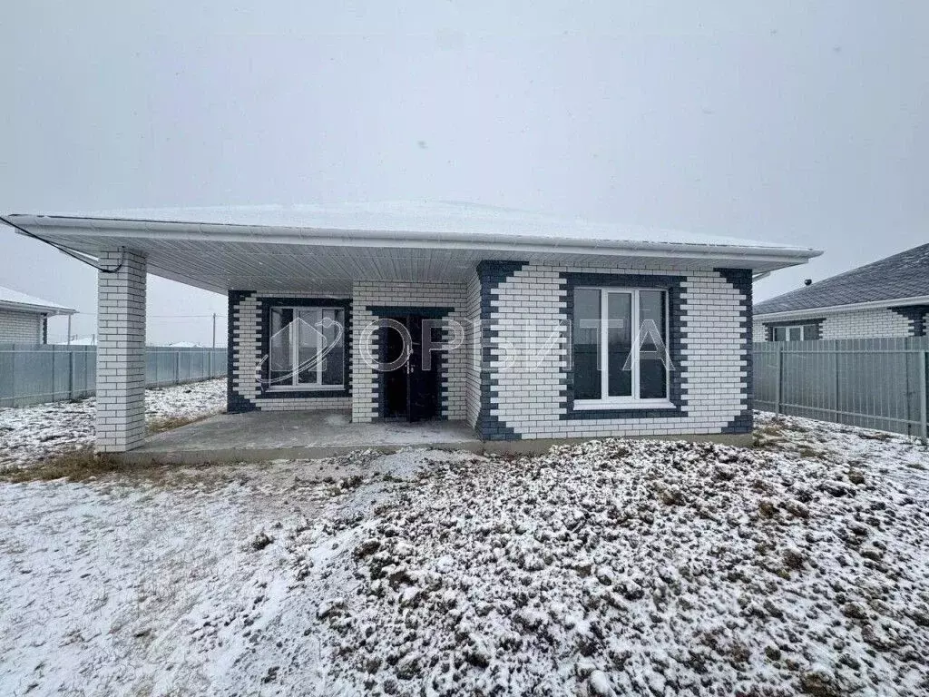 Дом в Тюменская область, Тюменский муниципальный округ, с. Чикча, ... - Фото 2