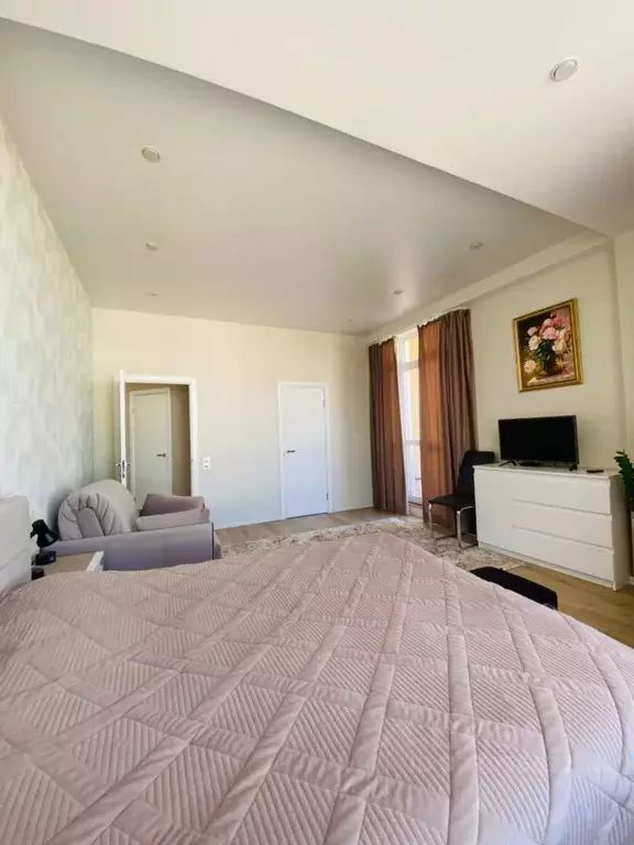 2-к кв. Краснодарский край, Геленджик Крымская ул., 22к10 (85.0 м) - Фото 2