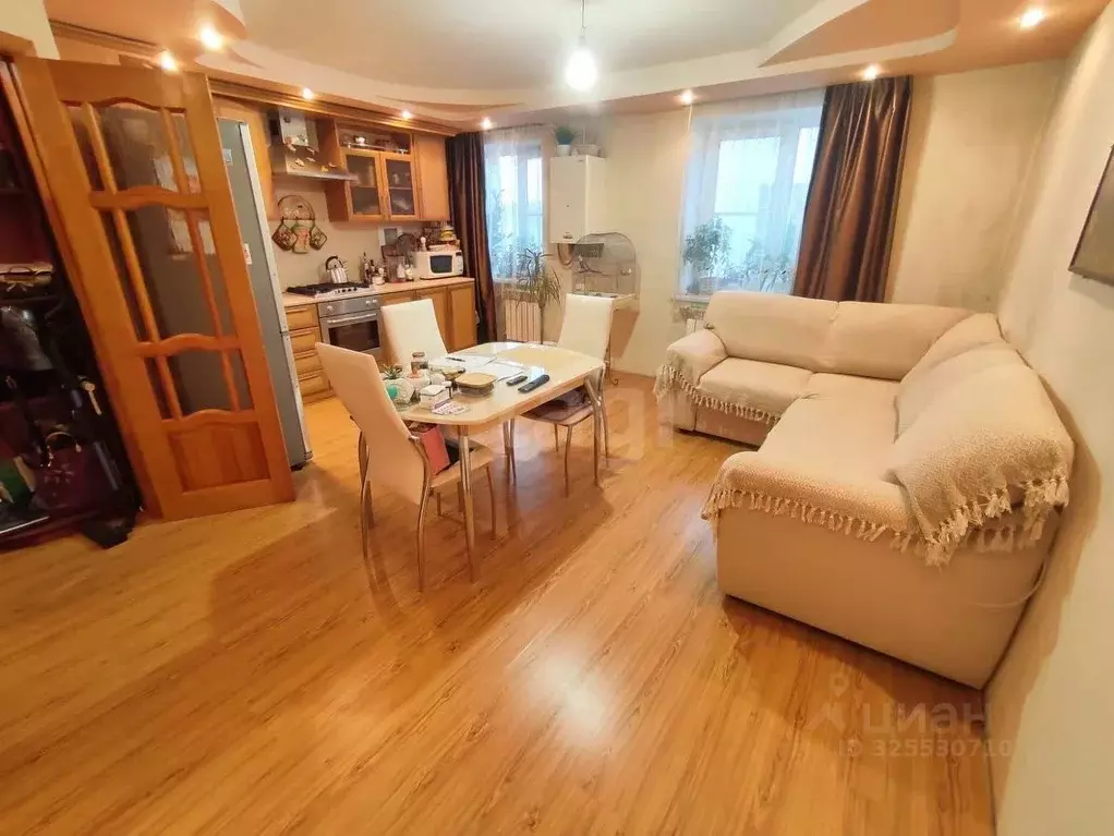 3-к кв. Владимирская область, Гусь-Хрустальный ул. Калинина, 50Б (56.8 ... - Фото 1