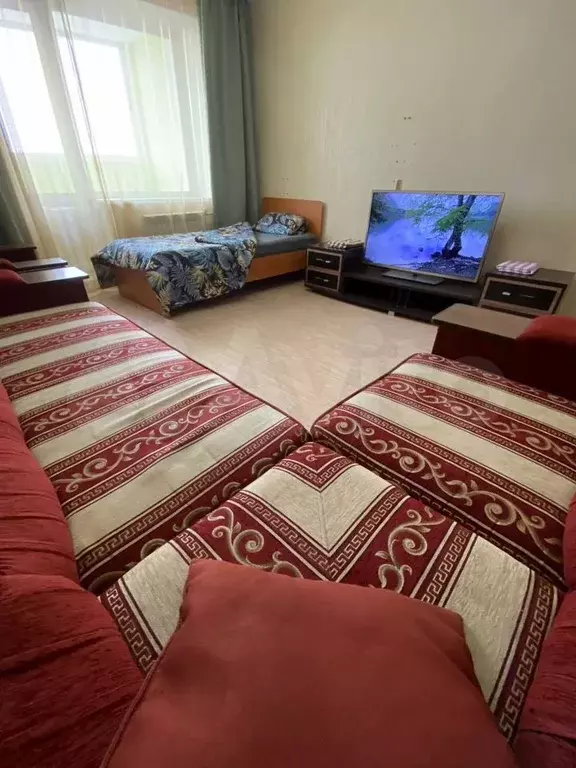 2-к. квартира, 68 м, 8/10 эт. - Фото 1
