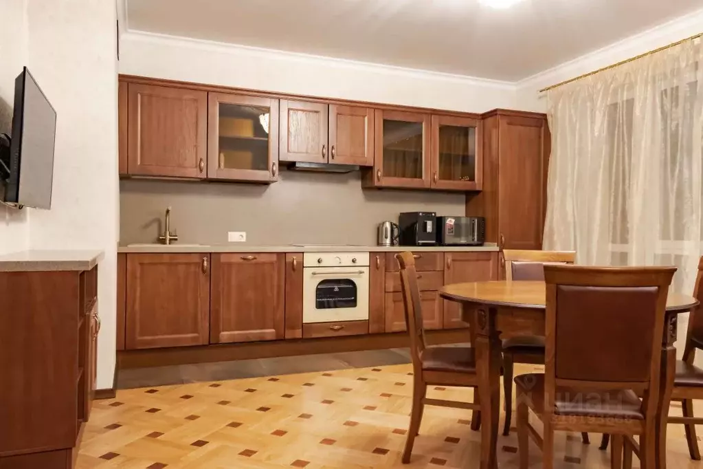 2-к кв. Санкт-Петербург Ушаковская наб., 3к1 (70.0 м) - Фото 1