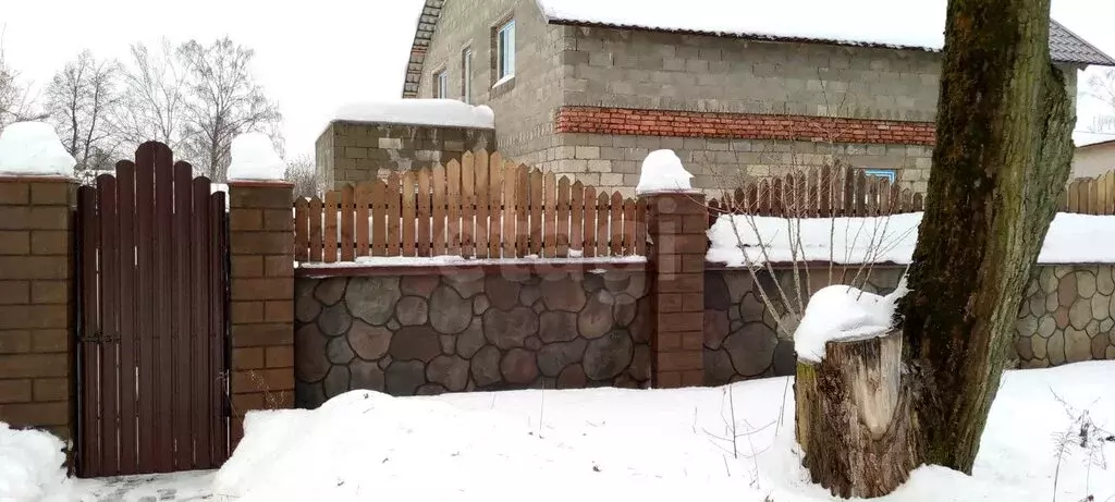 Дом в Донской, микрорайон Северо-Задонск, Комсомольская улица (221 м) - Фото 1